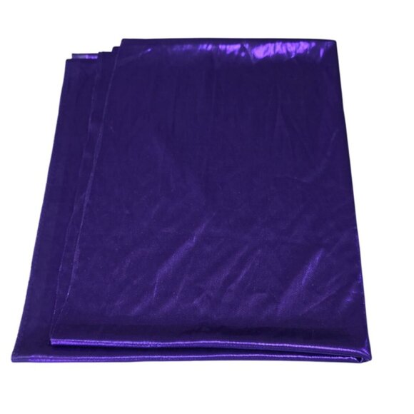 Purple Metallic Fabric For Crafts & Sewing 22" W x 3 yds L - Picture 4 of 6